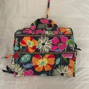 Vera Bradley Hanging Cosmetic Organizer- Jazzy Blooms